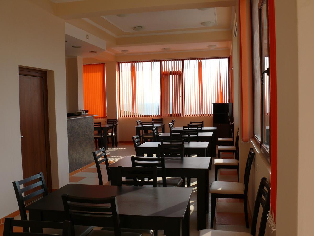 Hotel Complex Terazini à Byala  Extérieur photo